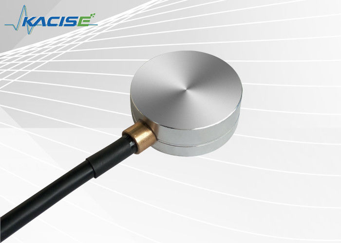 KUM2500A Hochauflösender 0,1 mm Ultraschallbrennstoffpegelsensor mit IP67-Schutz und RS232/RS485/TTL-Schnittstelle