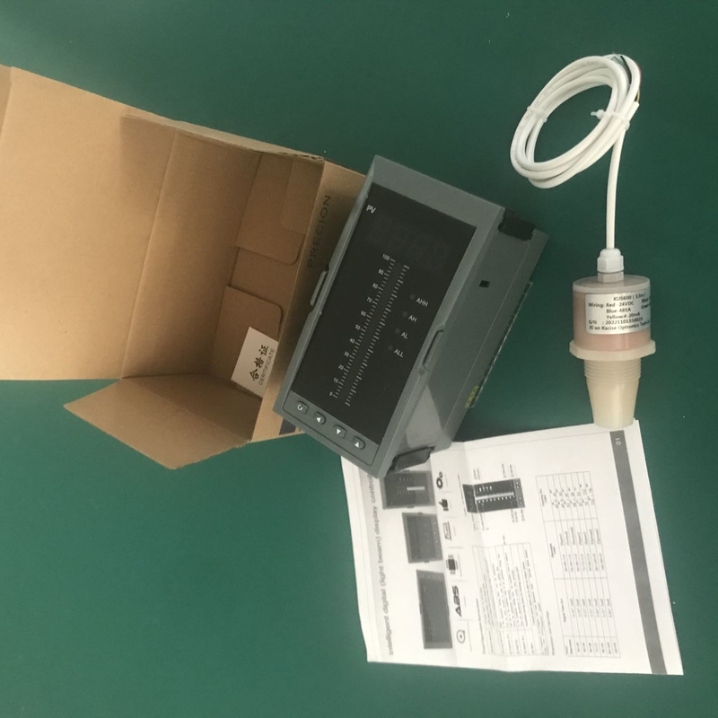 intelligenter Ultraschall-Wasserstandsmesser 5V RS485-Ausgang PVDF-Flüssigkeitsstandssensor KUS600