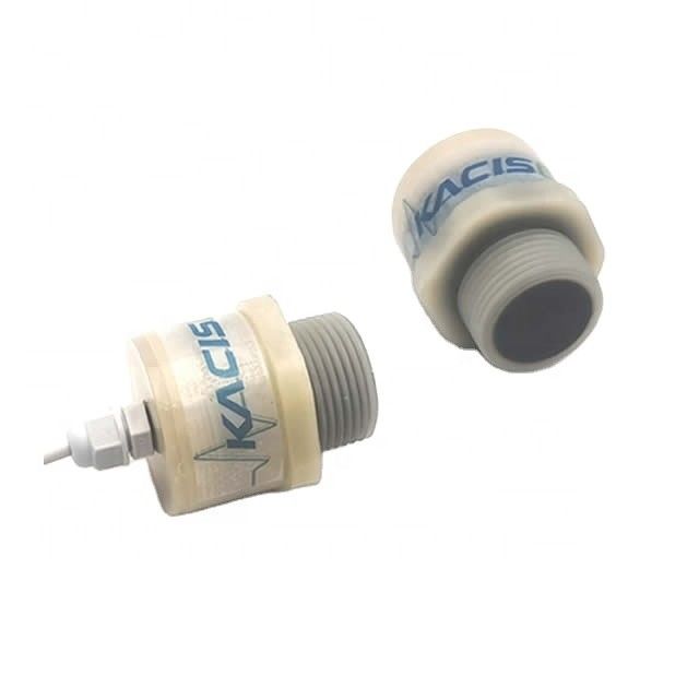 Kleiner Ultraschallsensor mit einer Reichweite von 2,5 m, mehreren Ausgängen und korrosionsbeständigem PVDF-Gehäuse