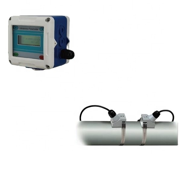 Ausgang 4~20mA ökonomischer, digitaler, an der Wand montierter Ultraschallflussmesser aus Kunststoff mit einer Genauigkeit von 1,0%