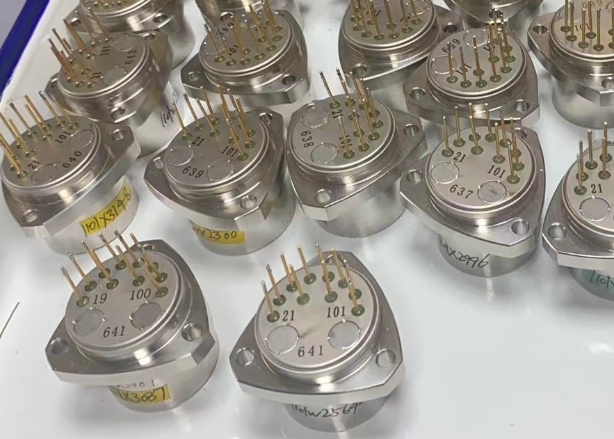 Genaue Linearität≤40 μg/g2 Beschleunigungsmesssensor für Stoß- und Vibrationsmessungen