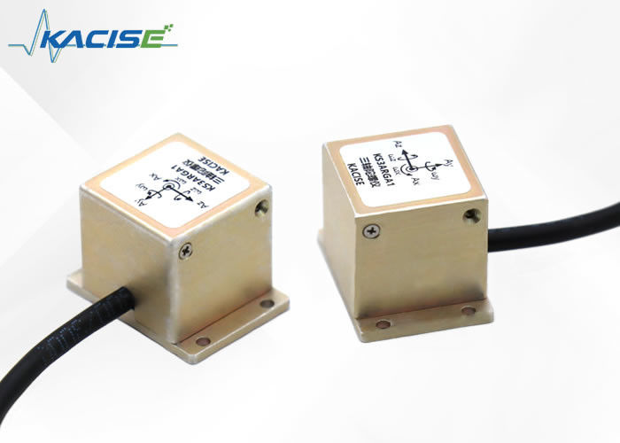 Triaxial Angle Rate Gyroscope MEMS Gyroscope Sensor mit Betriebstemperatur von -45°+80°C, G-Wertempfindlichkeit von <0,02(°/s/g) und tolerierter Beschleunigung von 20000g