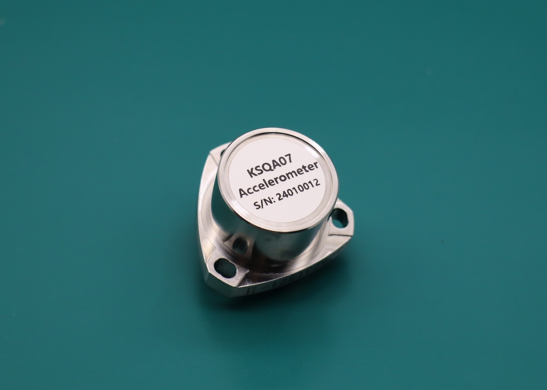 Empfindlichkeitsbeschleunigungssensor zur präzisen Vibrationserkennung mit Bias ≤5 mg und Bias Temperaturempfindlichkeit ≤10 μg/°C