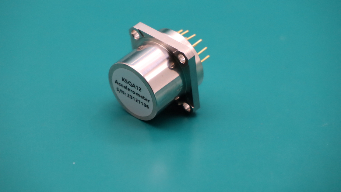 100 g Schlag-Linearbeschleunigersensor für extreme Umgebungen < 5 μg Auflösung -45°C~+80°C Betrieb