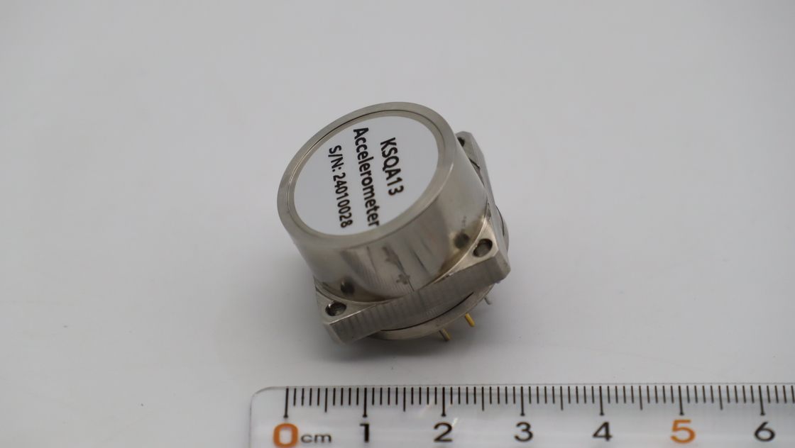 100°C Temperaturwiderstand 500g Schock-Linearbeschleunigungsmessgerät Spitzen sinus Vibrationsmessung