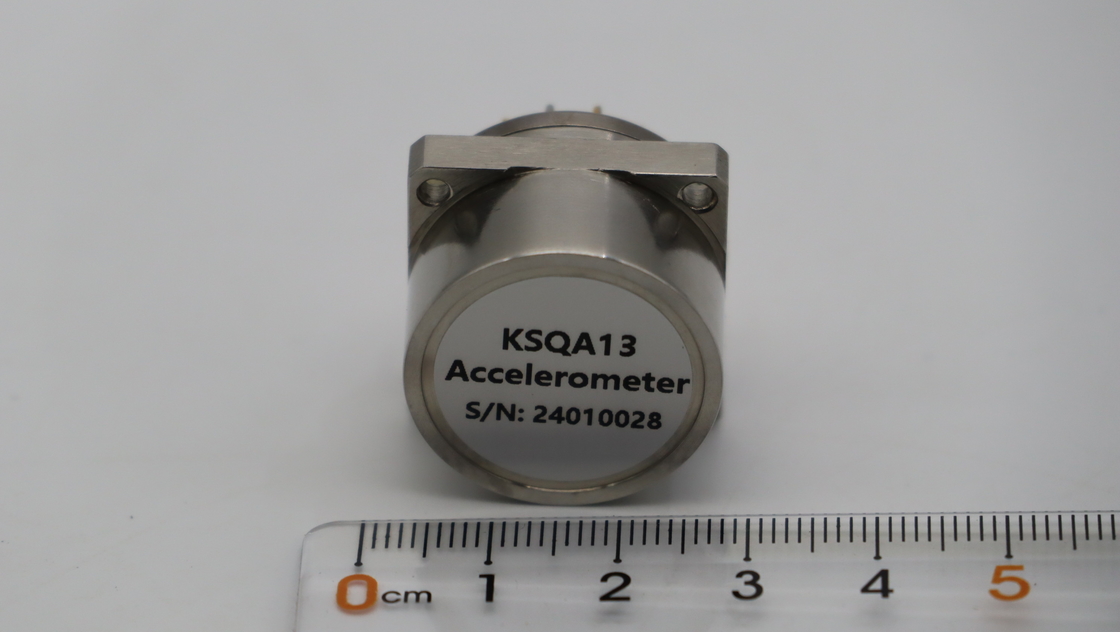 Genauigkeitsbeschleunigungssensor 2,3 ~ 3,5 mA/g ± 15 g mit 500 g Stoßfestigkeit