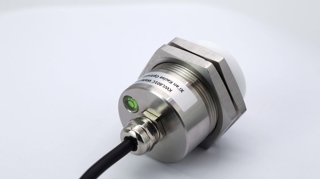 IP68 wasserdichter 80 GHz-Radarübertrager mit einer Genauigkeit von ±2 mm für präzise Entfernungsmessungen