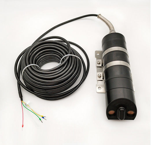 Ultraschall-Doppler-Durchflussmesser mit ±1 % Durchflussgenauigkeit, IP68-Schutz und 10,8 VDC ~ 26,4 VDC Stromversorgung für die Hochwasserüberwachung