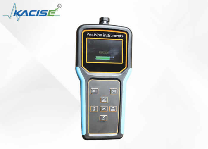 Tragbares Doppler-Durchflussmessgerät mit USB-Datenexport, wiederaufladbarem 12-V-Akku und Schutzart IP65/IP67