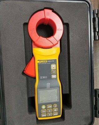 Fluke 1630-2 FC Erdklemme Höchstspannung auf die Erde 1000 V Batterie Typ AA Alkali IEC EN LR6 x4
