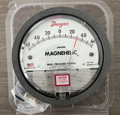 Dwyer-Differenzdruckmessgerät der Baureihe 2000 mit ±2% FS-Genauigkeit und reibungsloser magnetischer Bewegung für Anwendungen bei 20-140 °F