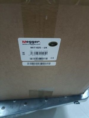 Megger MIT1025-UK Isolationsprüfer mit Ausgang, 20 Teraohm Widerstand, 10 kV Mehrspannung