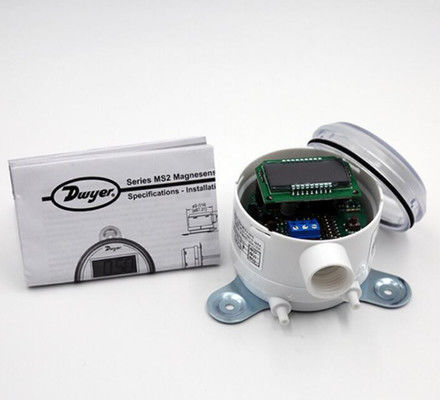 Dwyer Magnesense MS-111 Differenzdrucktransmitter mit Feldkonfiguratoren für doppelte Ausgangssignale und robustem NEMA 4X Gehäuse