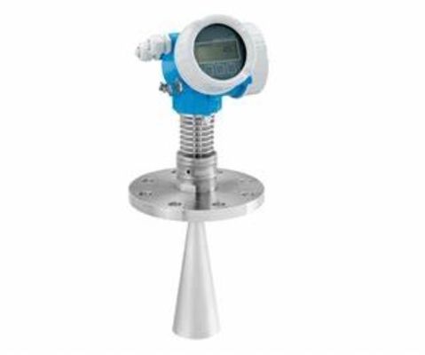 E+H FMR62B Radarniveausensor mit 80 M Messweite, Prozesstemperatur von -40...+200 °C und Genauigkeit von +/- 1 mm
