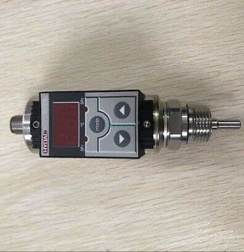 HYDAC ETS 326-3-100-000 Elektronischer Temperaturwechsel für industrielle Anwendungen mit kompakter Größe und CE-Zertifizierung